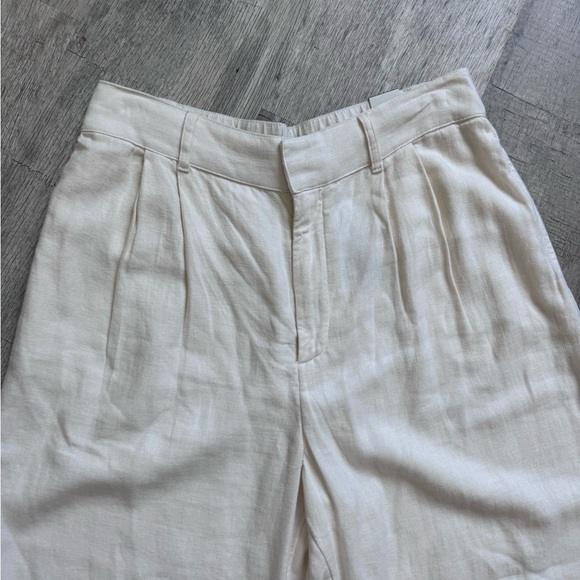 Abercrombie & Fitch White Wide-Leg Trousers - Picture 7 of 9
